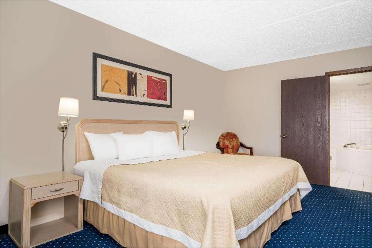 Days Inn Hotel & Conference Center La Crosse Esterno foto