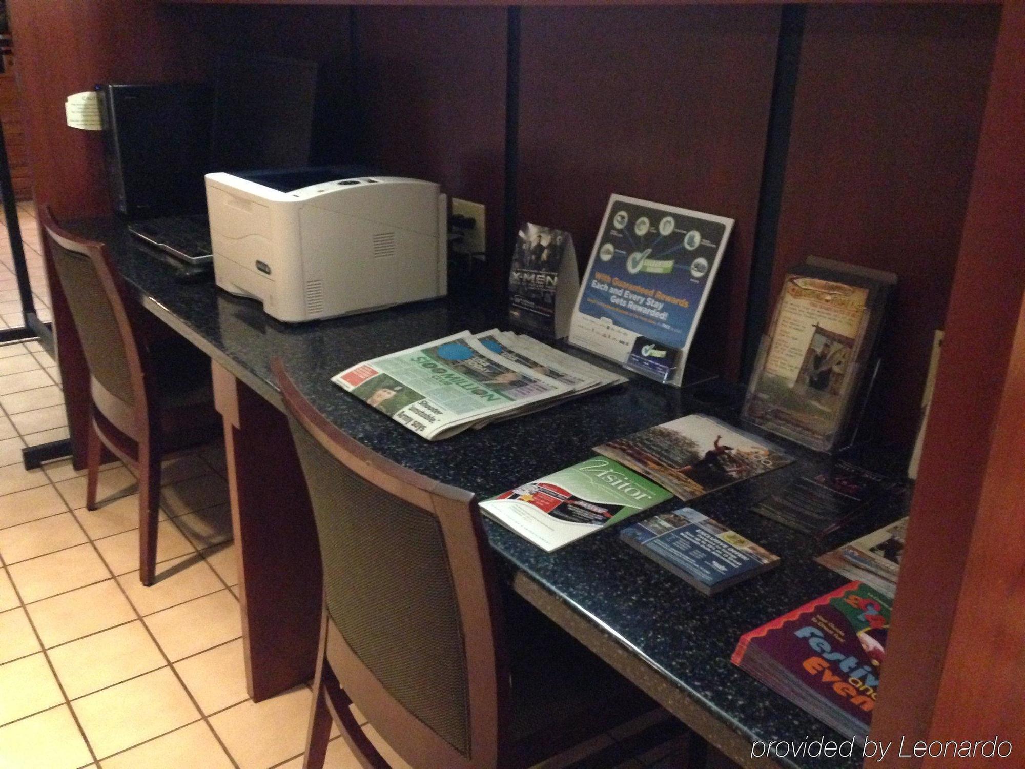 Days Inn Hotel & Conference Center La Crosse Esterno foto